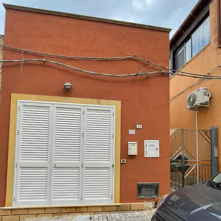 Casa Letizia A 2 Passi Dal Centro Semesterbostad *